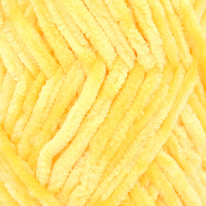 100g Velvet Chenille Yarn for Crocheting,Yellow Fluffy Velvet Plush Yarn Thick Soft Chunky Chenille Yarn Baby Blanket Yarn for Crocheting Knitting Beginners（Yellow）