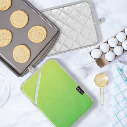 2 Pack Pot Holders, Solid Color Yellow Light Green Gradient Oven Mitts Potholders Sets for Kitchen Countertops, Square 7x9.8 in