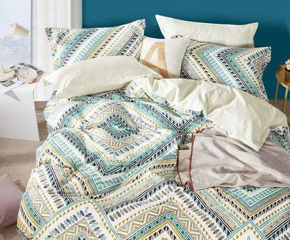 Comforter Queen Size, 600 Thread Count Golden Yellow & Dark Blue Bohemian Pattern Printed on White Reversible Comforter Sets,Down Alternative Bedding Set 3Pcs (Queen, Teal Geometric)