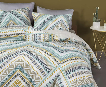 Comforter Queen Size, 600 Thread Count Golden Yellow & Dark Blue Bohemian Pattern Printed on White Reversible Comforter Sets,Down Alternative Bedding Set 3Pcs (Queen, Teal Geometric)
