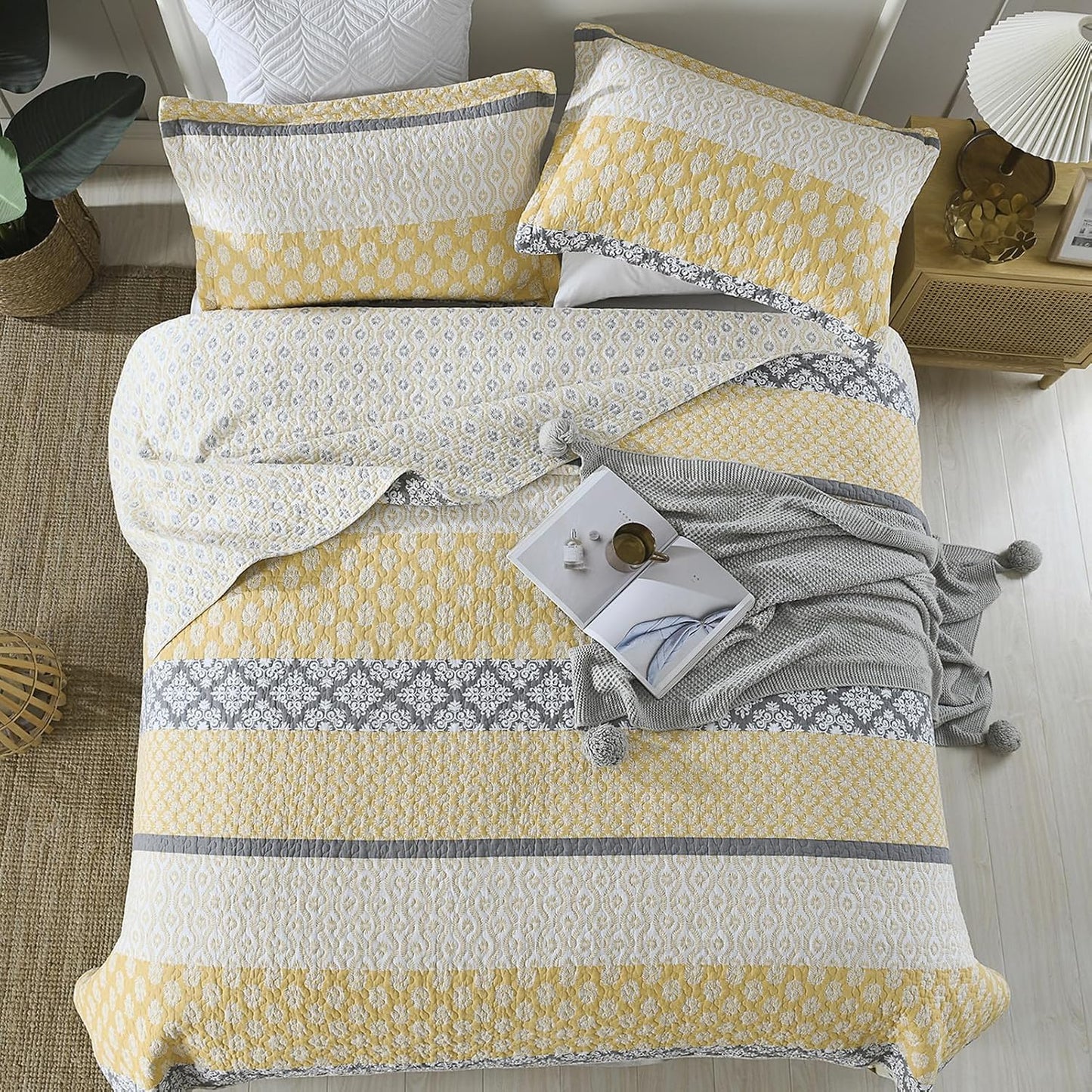 100% Cotton Queen Quilt - Botanical Bed Quilts with 2 Pillow Shams | Modern Home Decor Stripe Reversible Bedspread Lightweight Soft Thin Comforter Bedding Set for All Season, Yellow/Grey