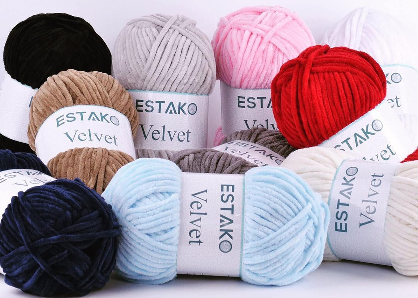 Velvet Yarn for Crocheting, Super Bulky Chenille Yarn, Yellow | ultra soft, plush, cozy, thick, fluffy, polyester, 100 g, 132 yds, amigurumi, 4.5 mm hook
