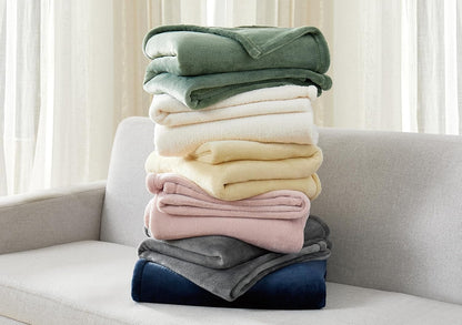 Solid Plush Throws Yellow Polyester 1-Piece 50x60 Throw Blanket, Solid Themed, for Men and Women, Oeko-TEX Certified Confidence