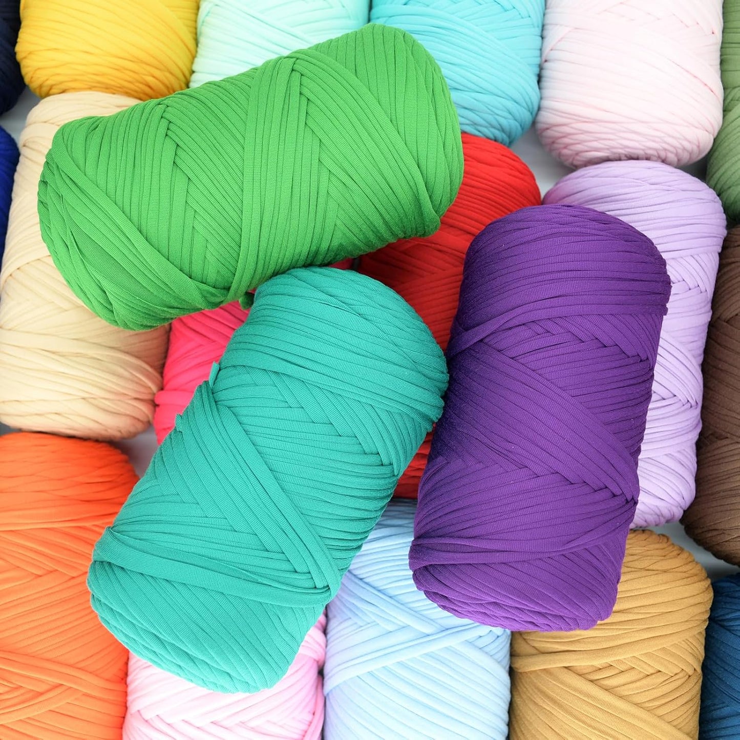 400G Tshirt Yarn for Crocheting,Golden Yellow T Shirt Chunky Elastic Fabric Thick T-Shirt Crochet Yarn for Beginners Crocheting Hand Knitting Bag/Basket/Coasters/DIY Crafts/Home Decor