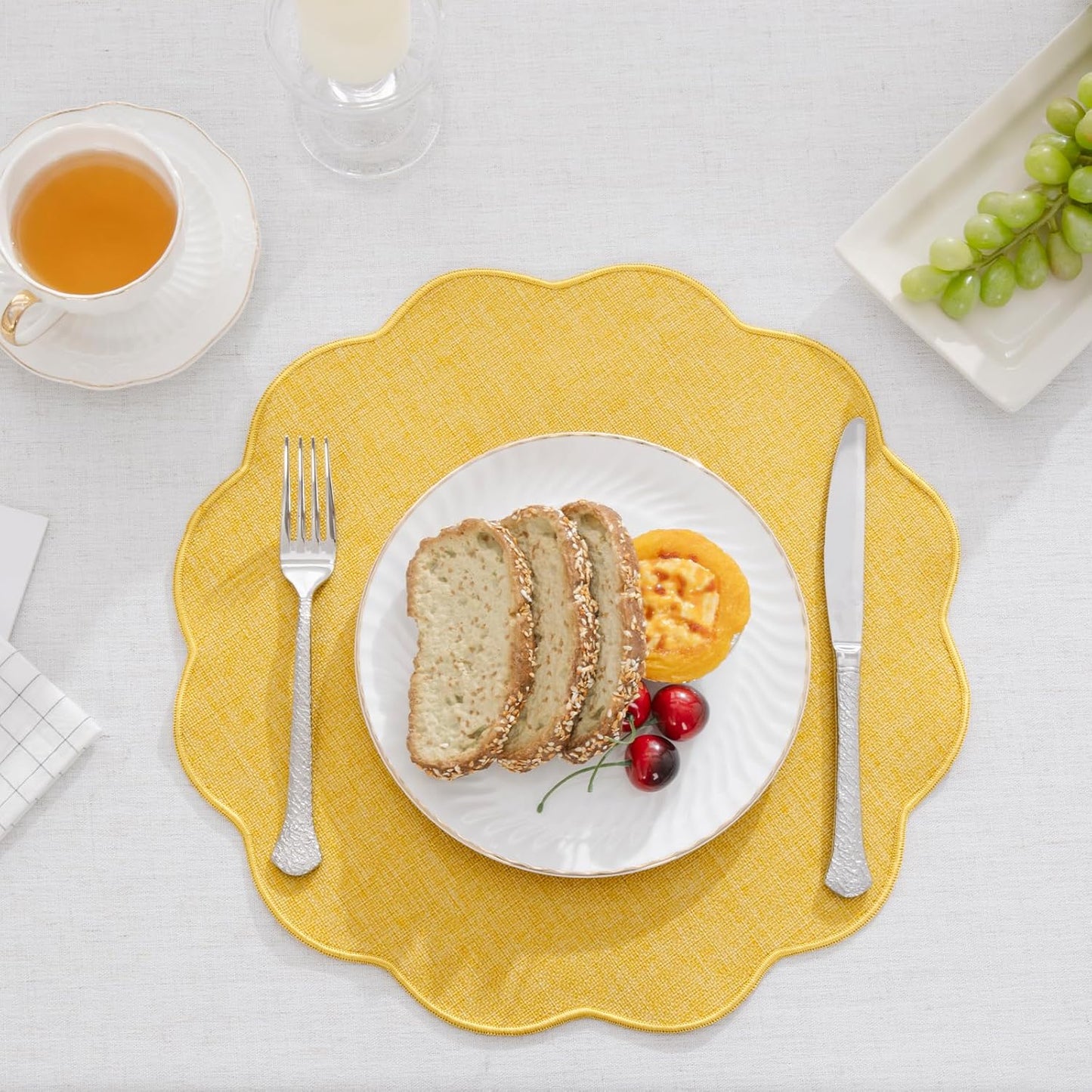 Scalloped Round Placemats Set of 6 Polyester Linen Blend 15 inch Washable Non Slip Place Mats Easy Clean Heat Resistant Table Mats for Kitchen Dining Table Decor, Yellow