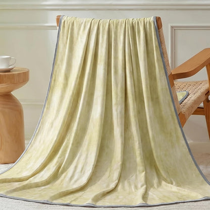 Guohaoi Cooling Throw Blanket for Hot Sleepers, Twin Size 90''×90'' Lightweight Breathable Summer Bed Blanket for Couch, Arc-Chill Q-Max >0.5 Cool Fiber, Lightweight Blanket Yellow