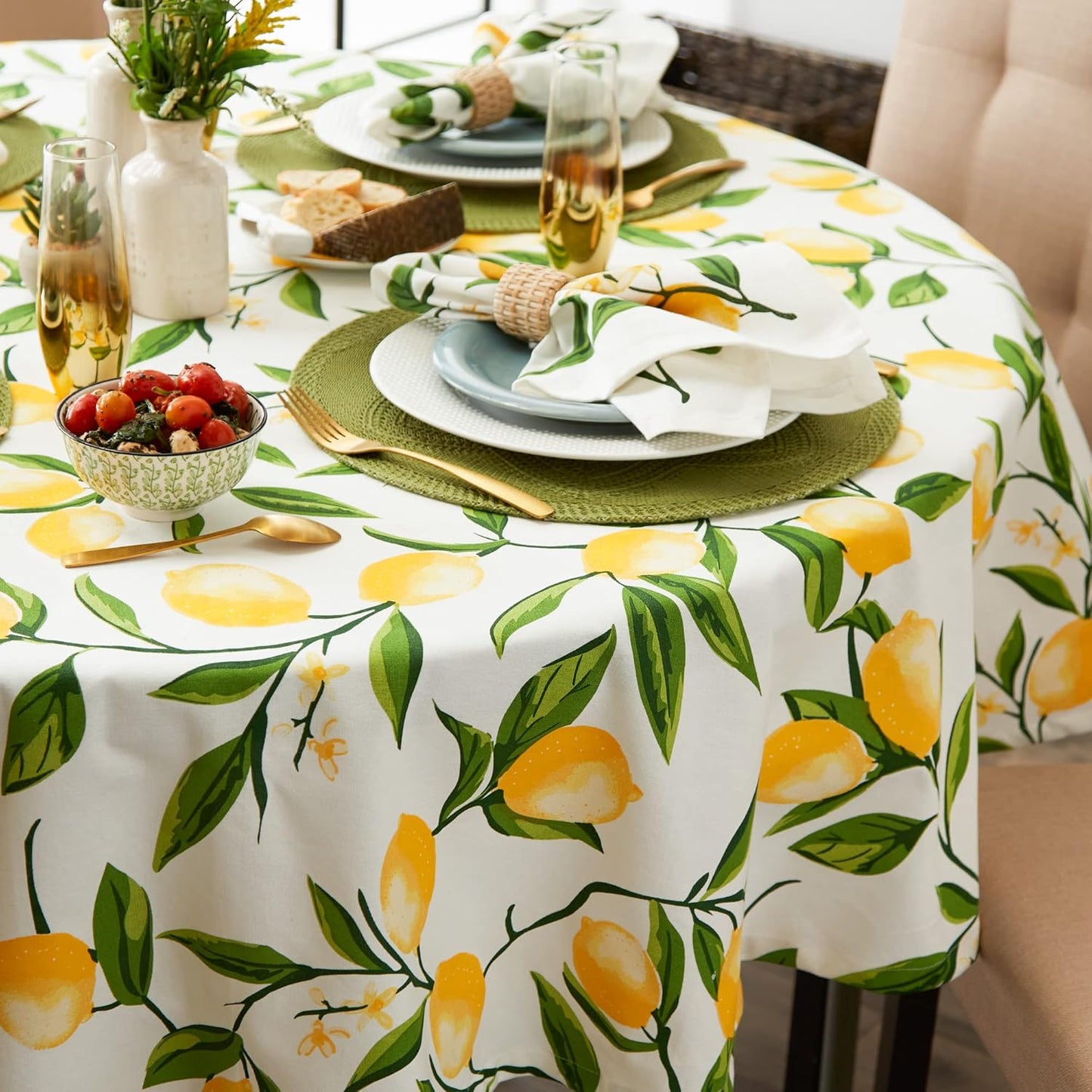 Lemon Bliss Tabletop Collection, Tablecloth, 70" Round