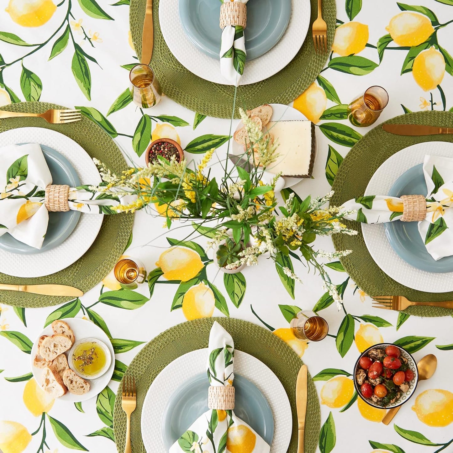 Lemon Bliss Tabletop Collection, Tablecloth, 70" Round