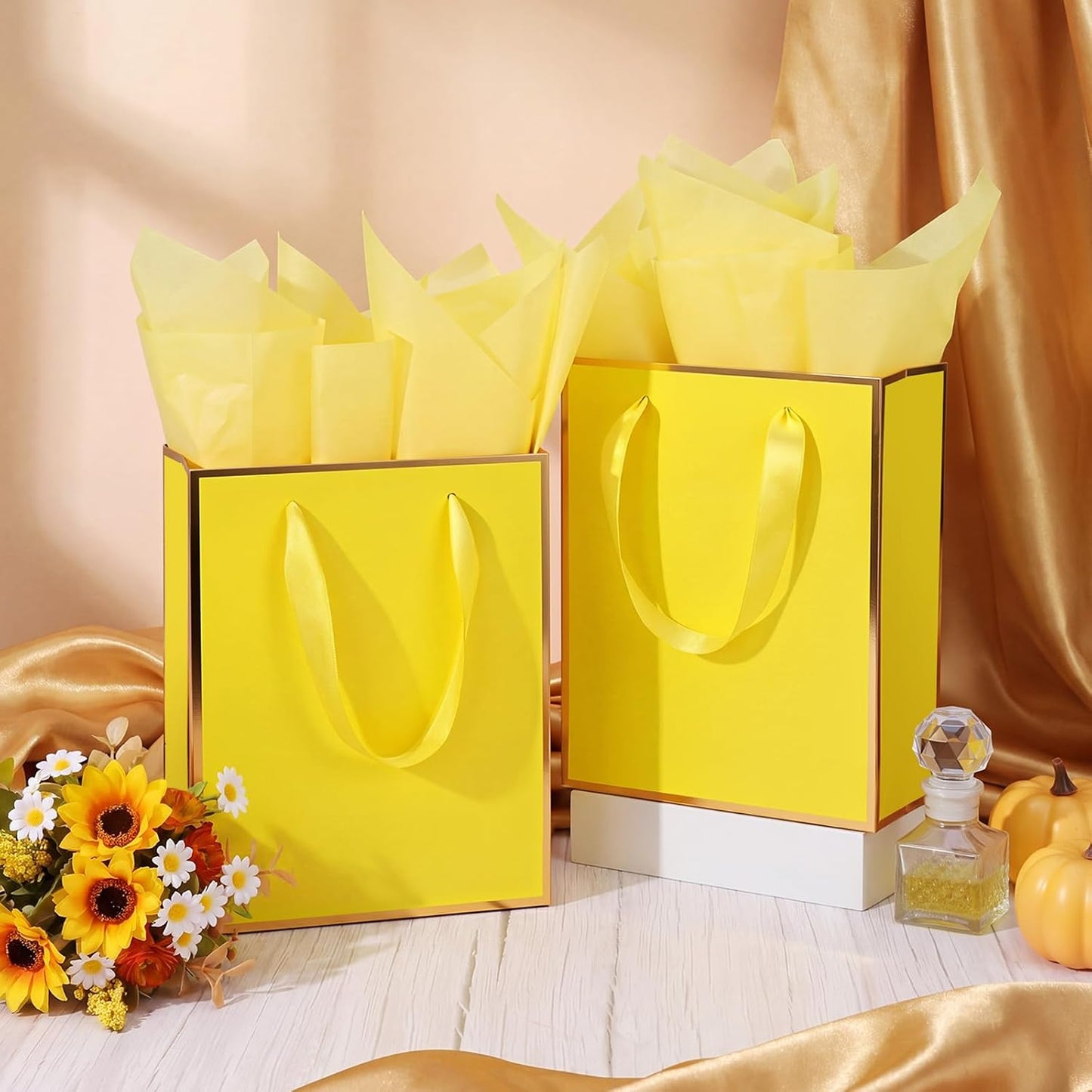 24 Pack Metallic Paper Gift Bags with Handle and Tissue 9x7x3.1 Gold Foil Welcome Thank You Favor Bags Return Gifts for Wedding Mothers Graduation Bridesmaid Birthday (Yellow, Gold)