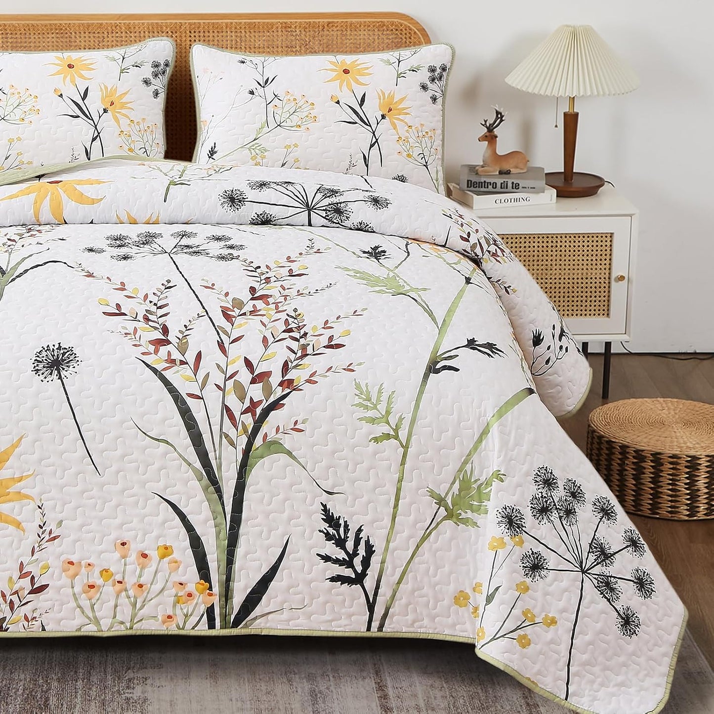 Sage Green Floral Quilt Set King Size, Yellow White Botanical Flower Quilt 3 Pieces Spring Bedspread Coverlet Set, Soft Lightweight Microfiber Bedding Set for All Season, 104"x90"