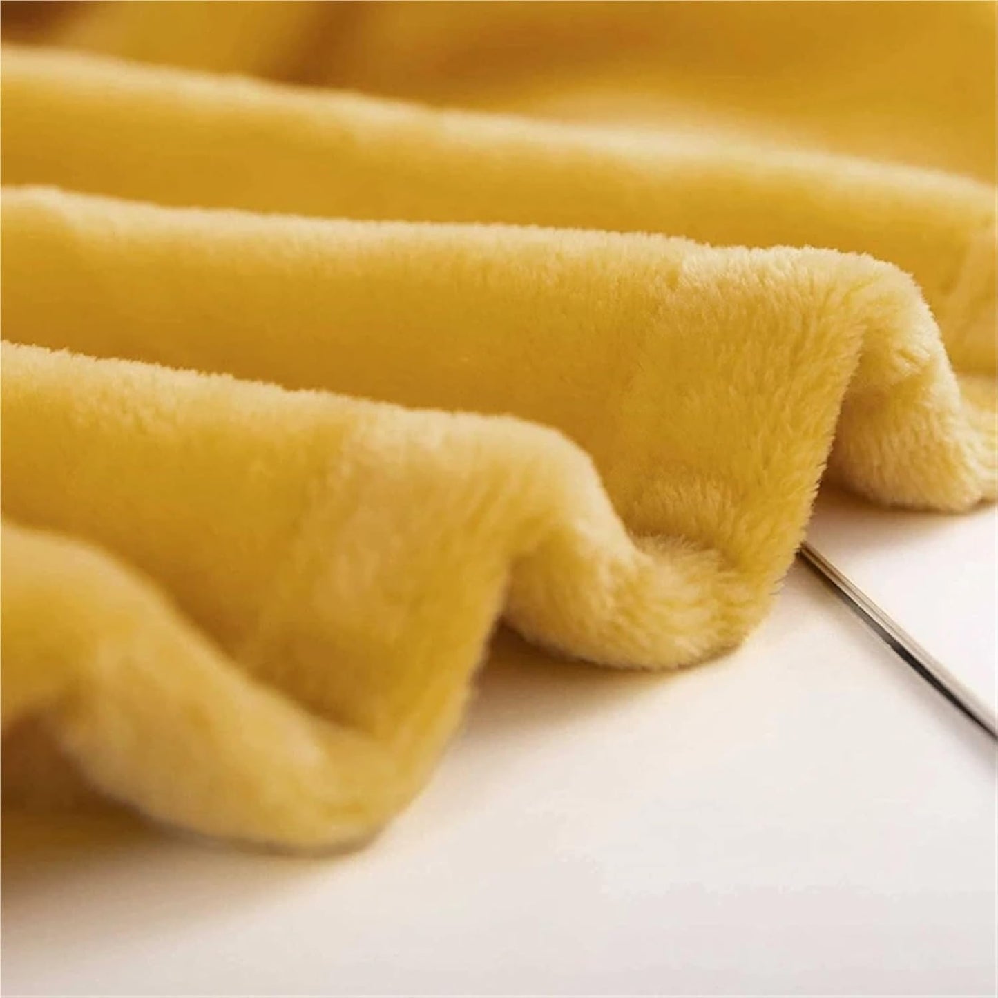 Throw Blanket Fleece Flannel Blankets for Beds Solid Soft Warm Bedspread Sofa Cover Faux Fur Cozy Fuzzy Plaid Blanket for Home(Yellow,70x100cm)