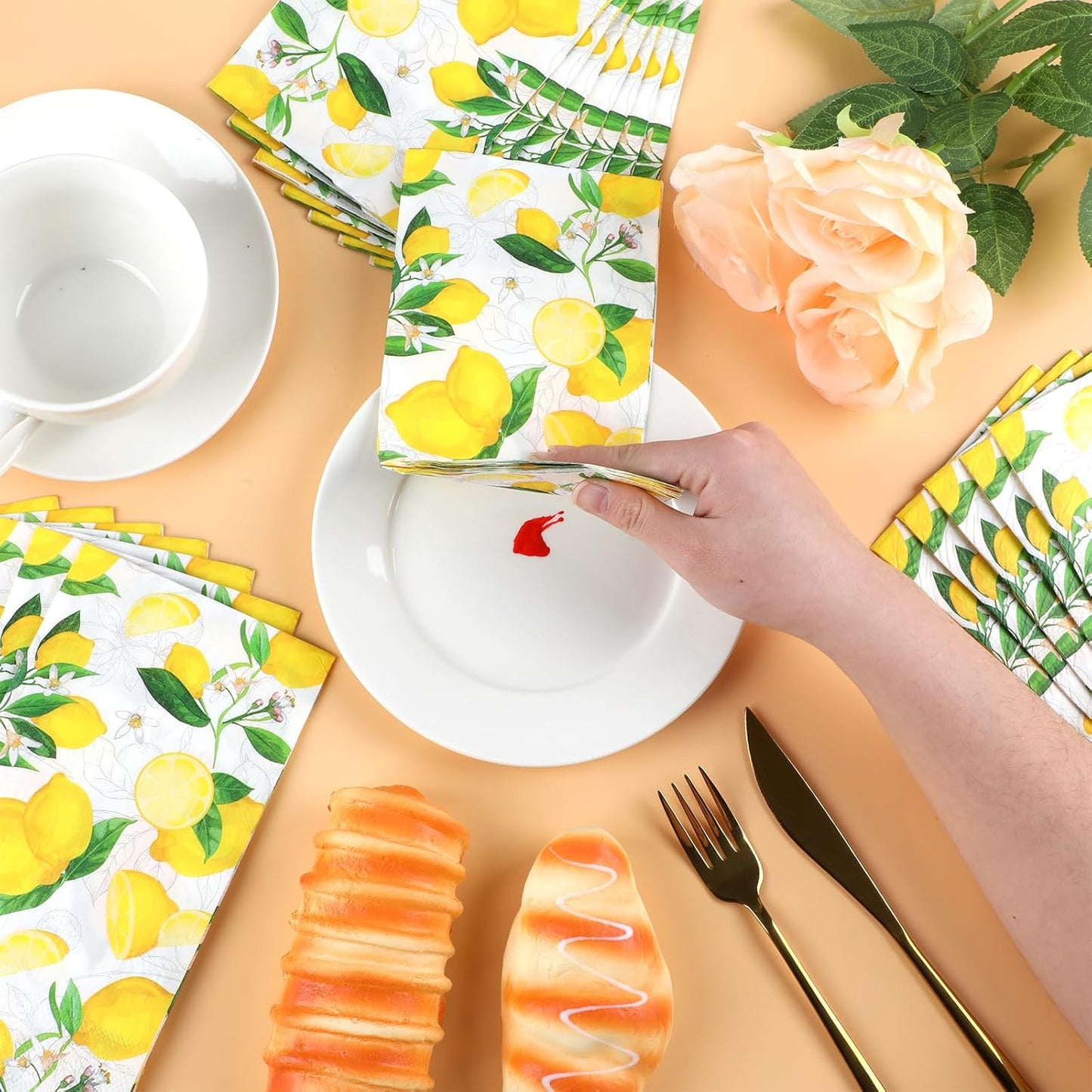 200Pcs Lemon Paper Napkins Disposable Lemon Hand towels Yellow Citrus Ornaments Guest Napkins for Bathroom Kitchen Decoration Summer Spring Tea Dinner Party Hand Towel Table Decorations