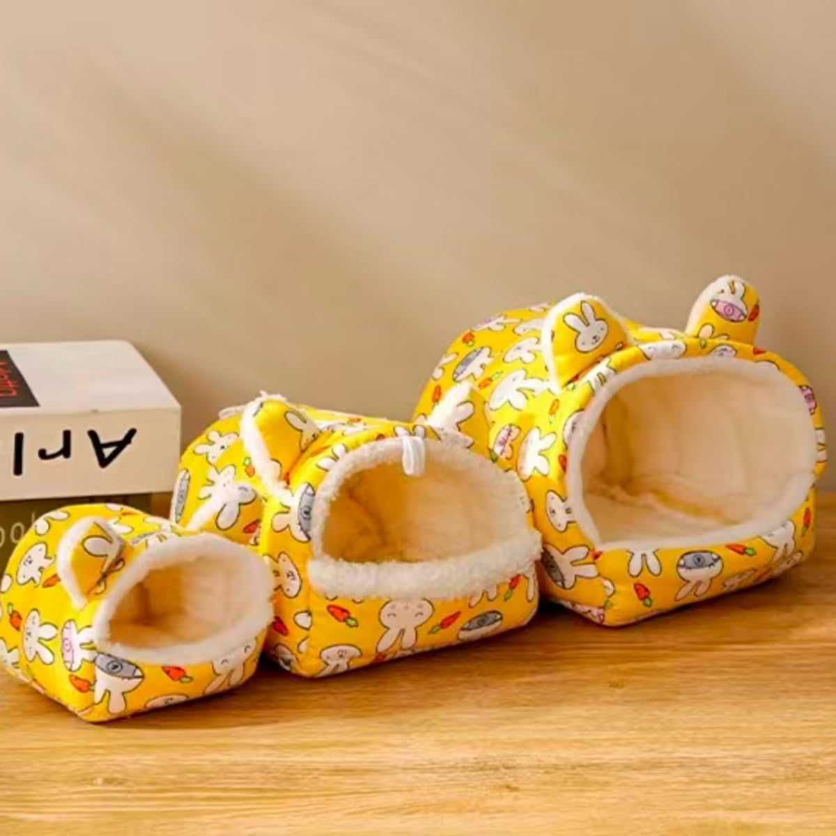Hamster Cotton Nest Winter Warmer with Fleece Lining Thickened Bedding for Hamsters, Parrots, Hedgehog and Other Small Pets (Yellow,Small)