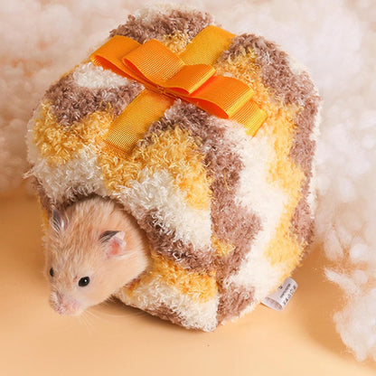 Winter Warm Hamster Bed, Habitat Plush Bedding,Soft Warm Shelter Nest for Small Pet, Easy to Animal Cage Accessory, Animal Nest