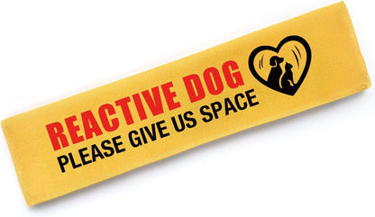Funny Give Me Space Not Friendly Dog Leash Sleeve, Do Not Pet Wrap with ID Patch Tag, Reactive Dog Leash Sign Accessory for Dogs Owners