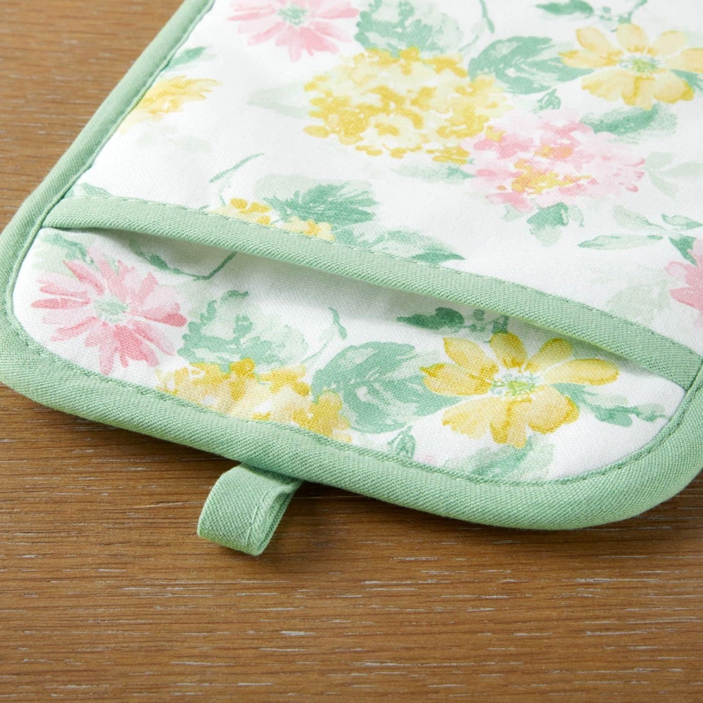 Amber Floral Oven Mitt & Pot Holder Set 2-Pack, Pink/Yellow, OM: 7"x13" & PH: 7"x10"