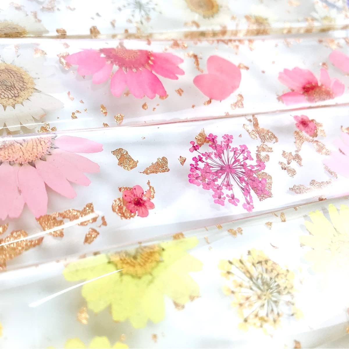 Daisy Epoxy Bookmarks - Dried Flower Resin Bookmark, Pressed Flower Bookmark, Transparent Floral Page Marker - Acrylic, Yellow Daisy