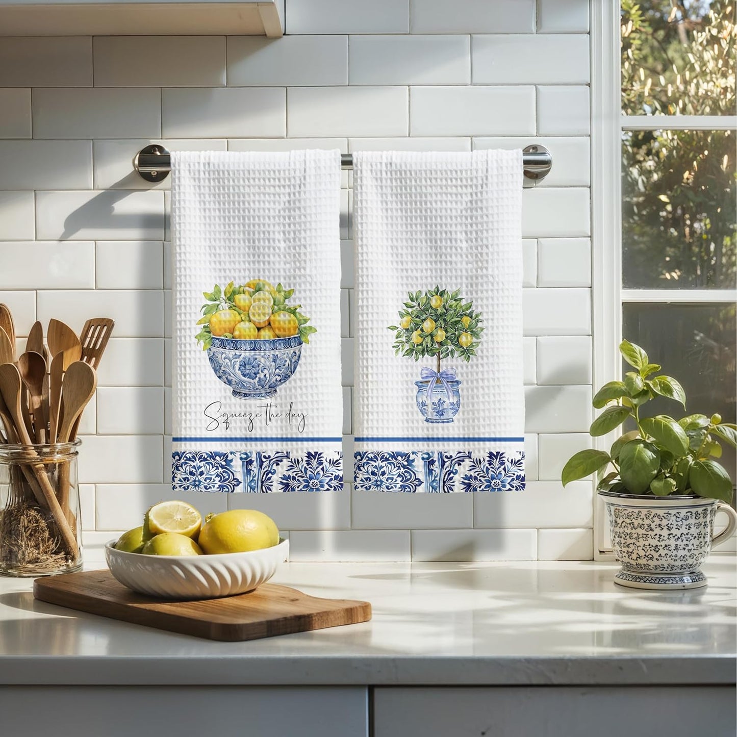 Chinoiserie Lemon Kitchen Towels Set of 2, Coquette Grandmillennial Lemon Blue and White Dish Tea Towels for Kitchen Decor, Mediterranean Fruit Decorative Hand Towel for Bathroom, 16x24 Inch
