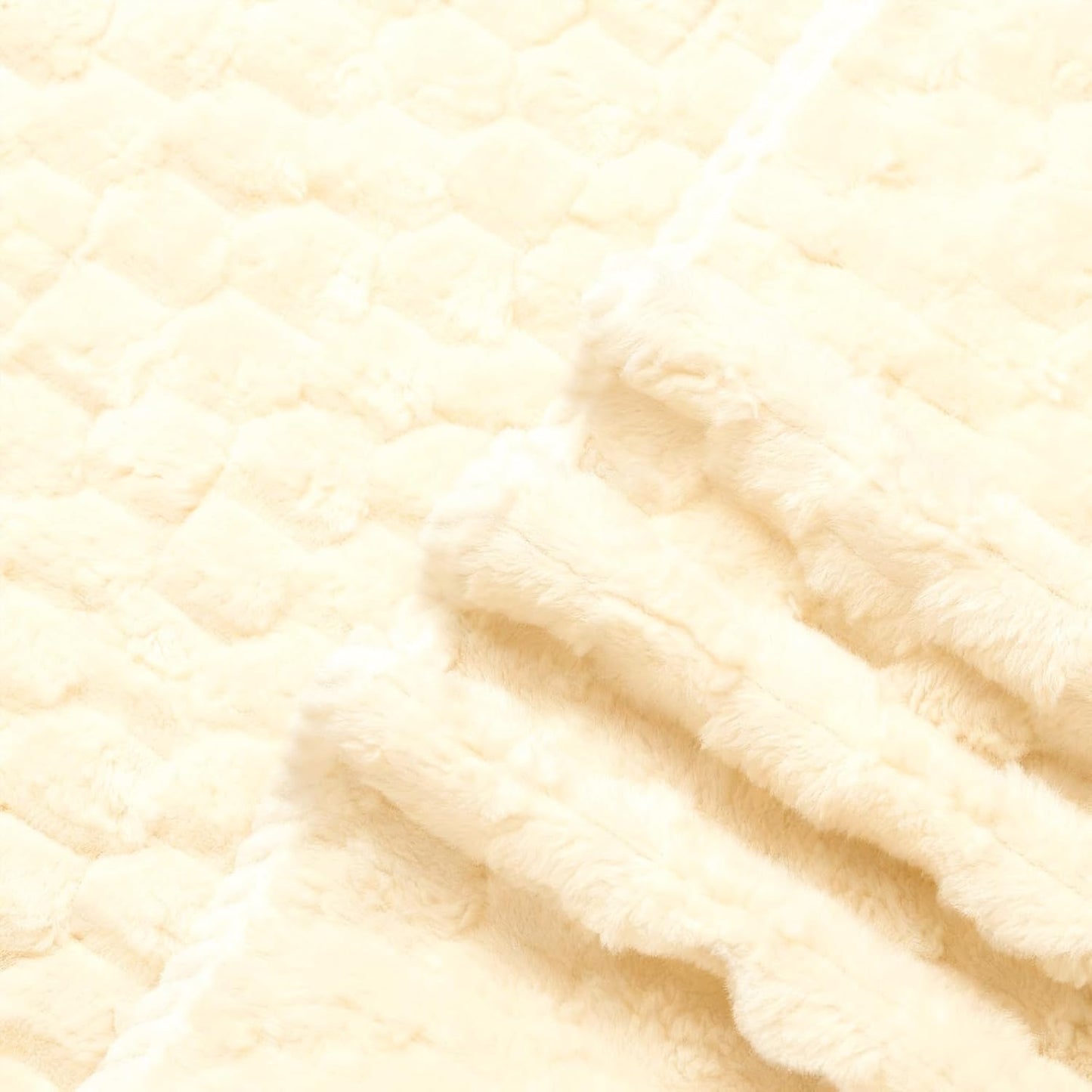 4 Pack Microfiber Bath Towels Large, Super Absorbent, Quick Dry, Plush and Fluffy, 27.5″ x 55″, Luxury Towel Set for Bathroom, Spa, Gym, Travel - Yellow