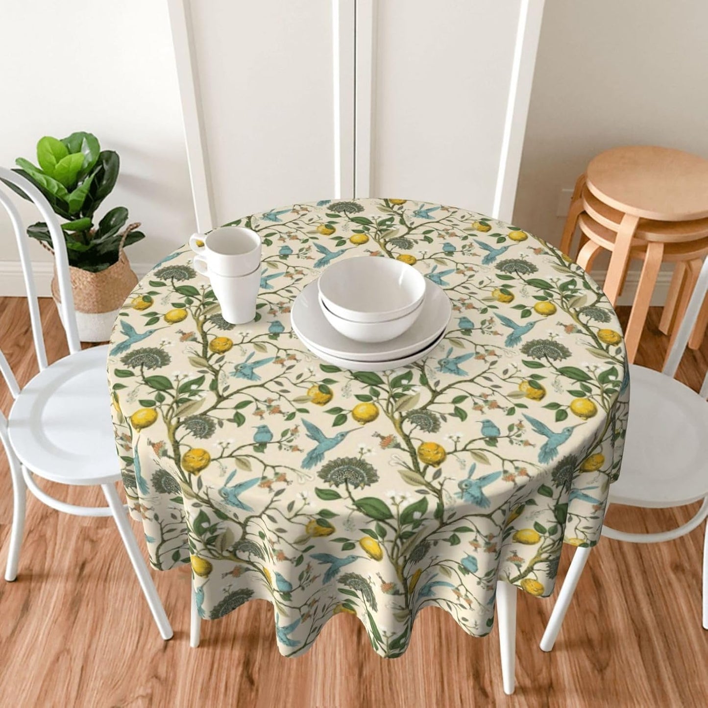 Chinoiserie Round Tablecloths 70 Inches Blue Yellow Floral Birds Decorative Round Tablecloth Home Decoration Washable Reusable Circle Yellow Lemon Table Cover for Home Kitchen Dining Room Party