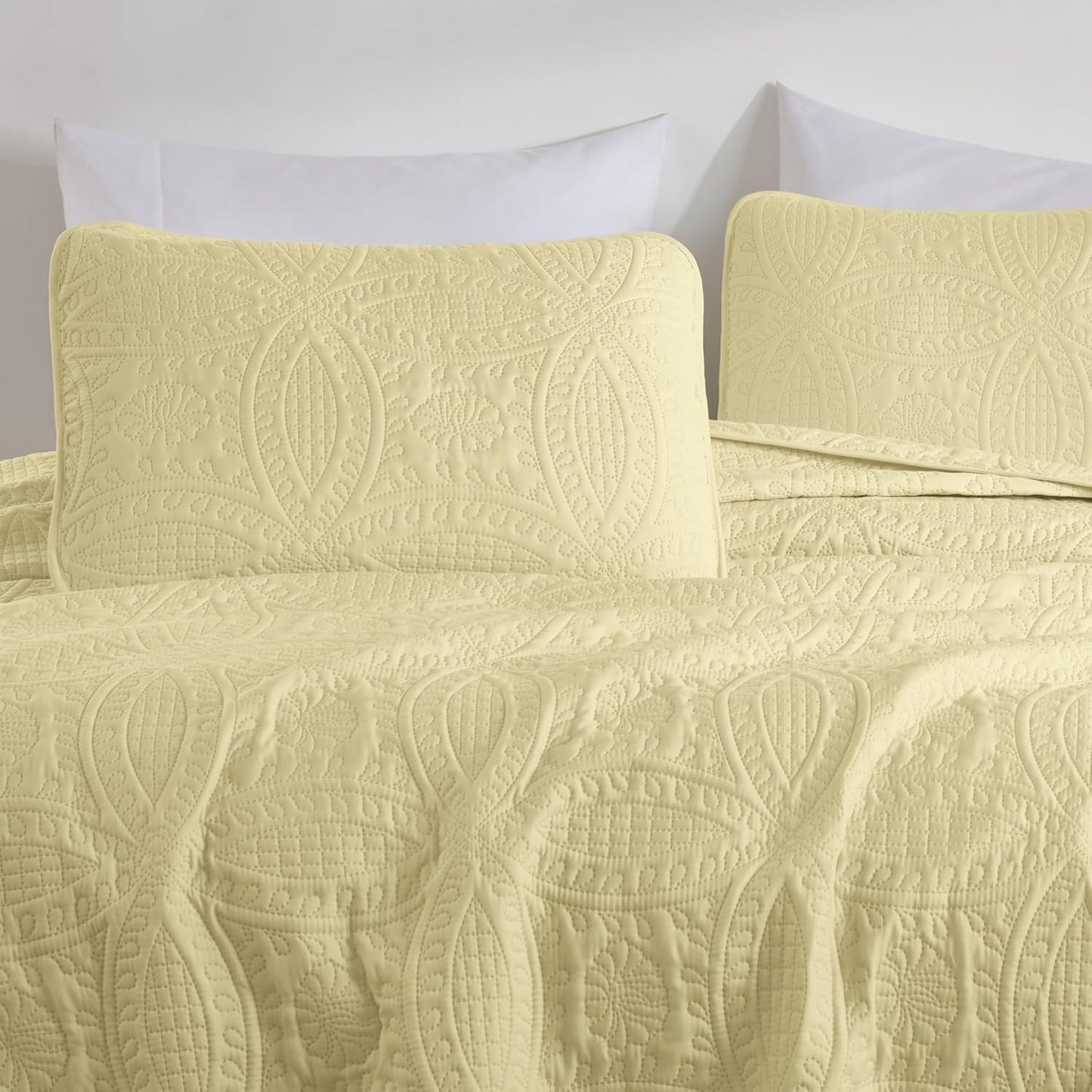 Austin Queen Oversized Bedspread Set, 3-Piece Pinsonic Quilted Lightweight Microfiber Bedspread Coverlet, Pastel Yellow | Oversized