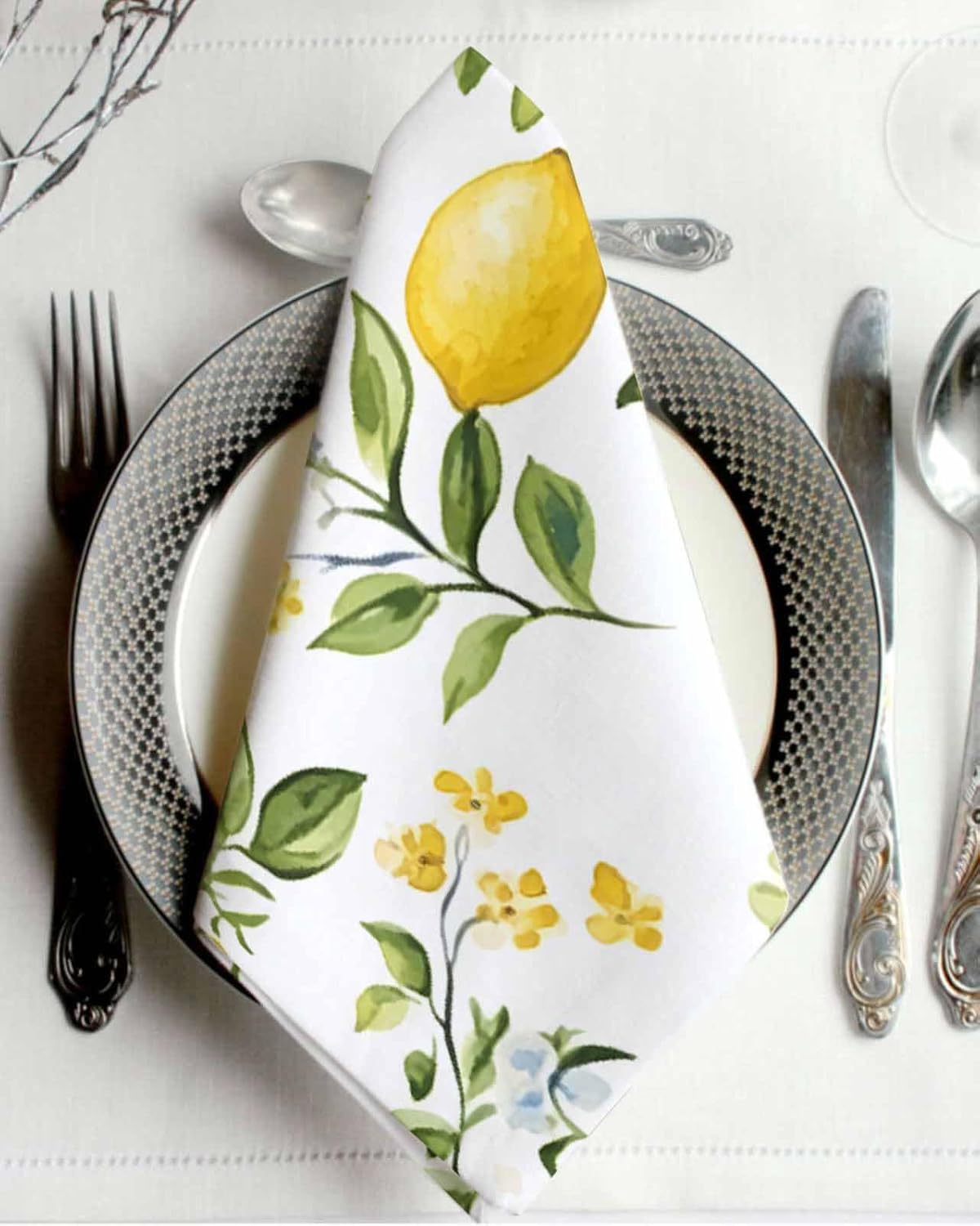 Summer Lemon Yellow Flower Cloth Napkins Set of 4,Washable Soft Dinner Napkins Watercolor Farm Fruit Reuseable Table Napkin for Wedding Parties Holiday Events