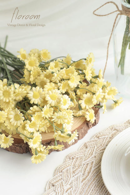 24pcs Yellow Small Artificial Flowers Faux Silk Daisies Fake Wildflowers with Stems for DIY Wedding Bouquets Floral Arrangements Party Decor Centerpieces Decorations (Vase Not Included)