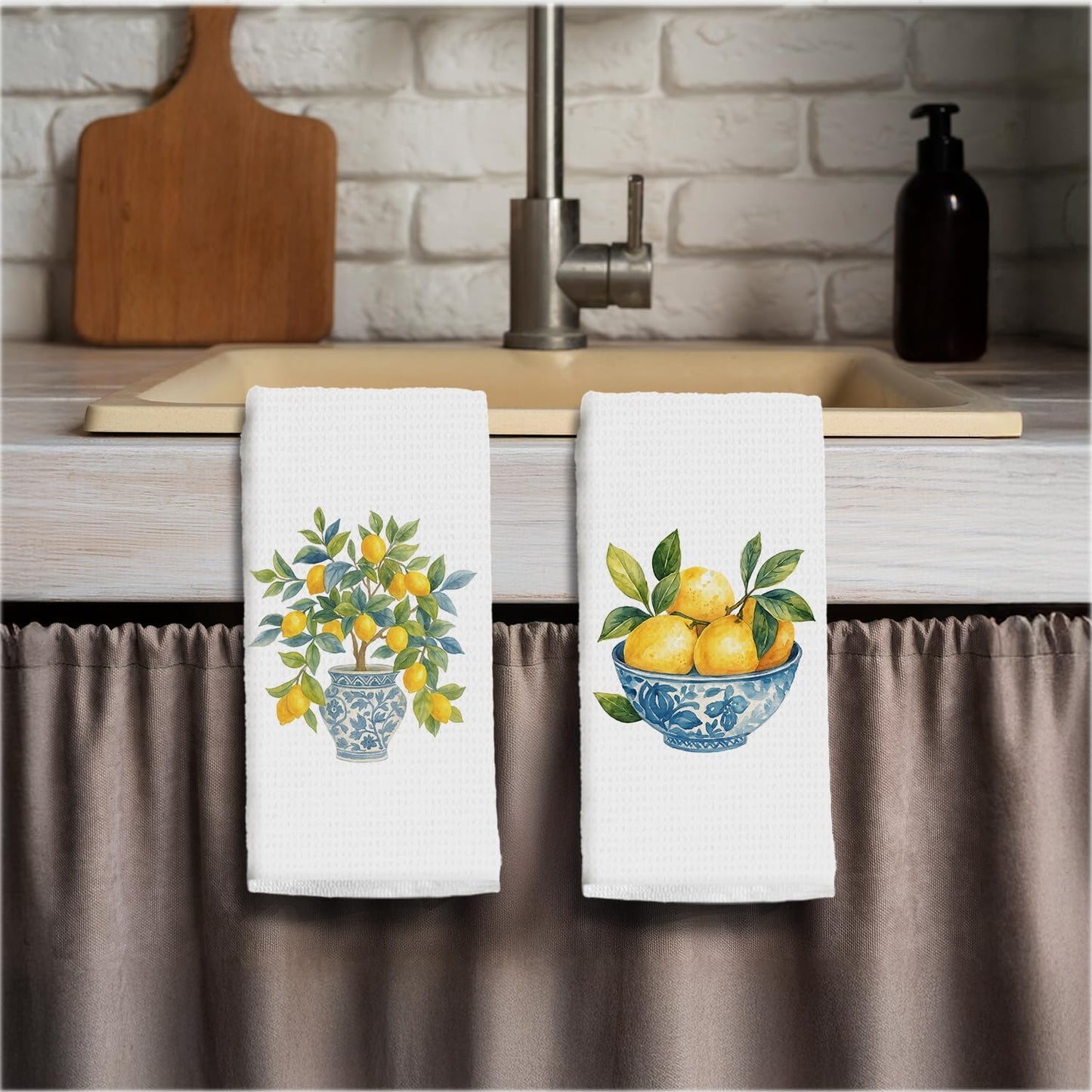 Chinoiserie Italian Lemon Kitchen Towels, Blue and White Porcelain Lemon Dish Tea Towels for Kitchen Decor, Grandmillennial Lemons Hand Towels for Bathroom Decor, 16x24 Inch Set of 2