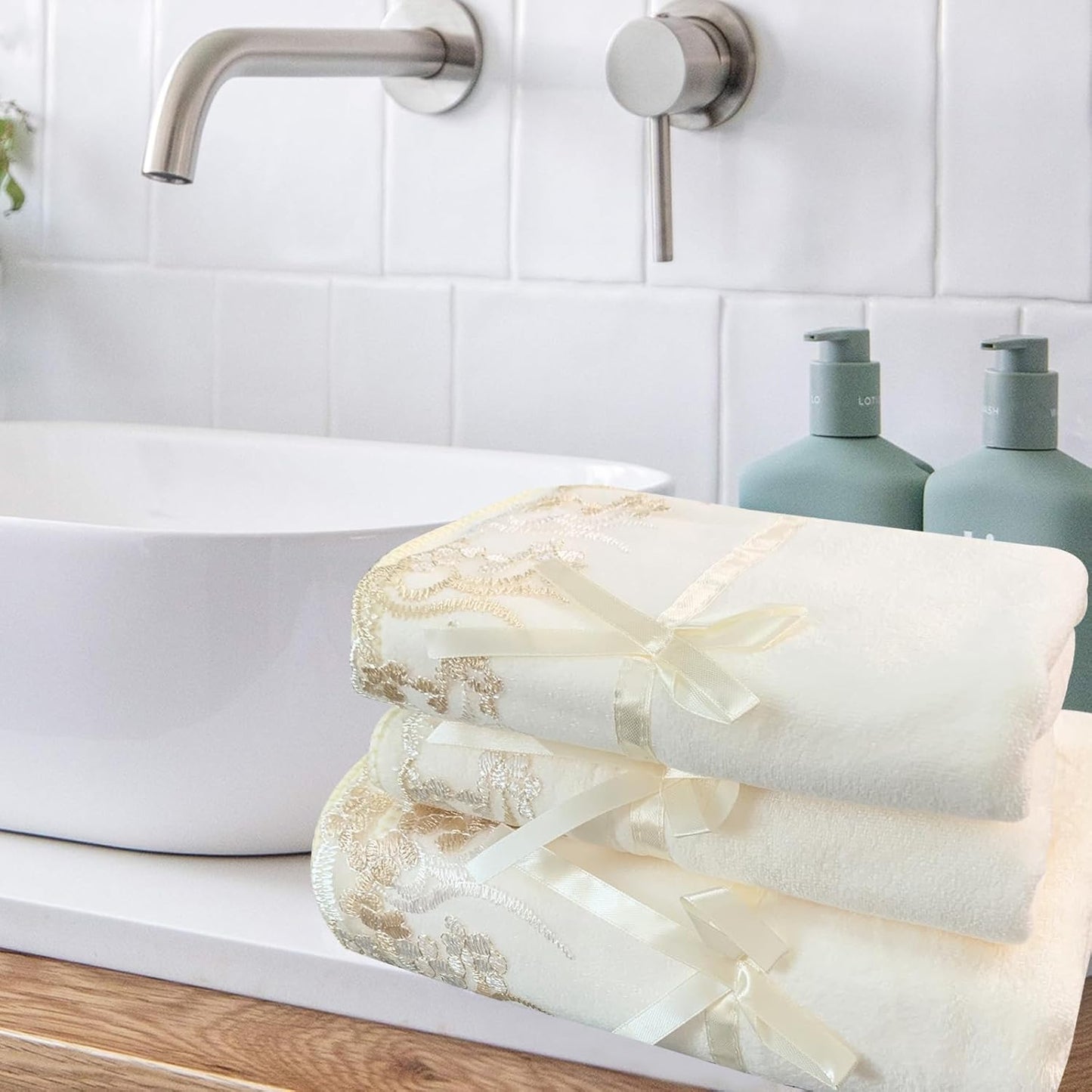 3 Pieces Light Yellow Lace Bath Towels Set, Velvet Bath Towel Hand Towels Set (1 Bath Towel+2 Hand Towels)