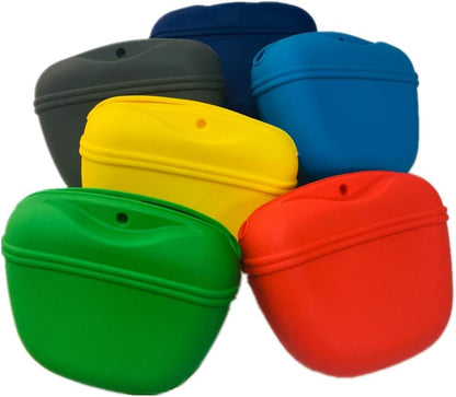 Silicone Dog Treat Pouch-Small Training Bag-Portable Dog Treat Bag for Leash with Magnetic Closure and Waist Clip[US Design Patent]