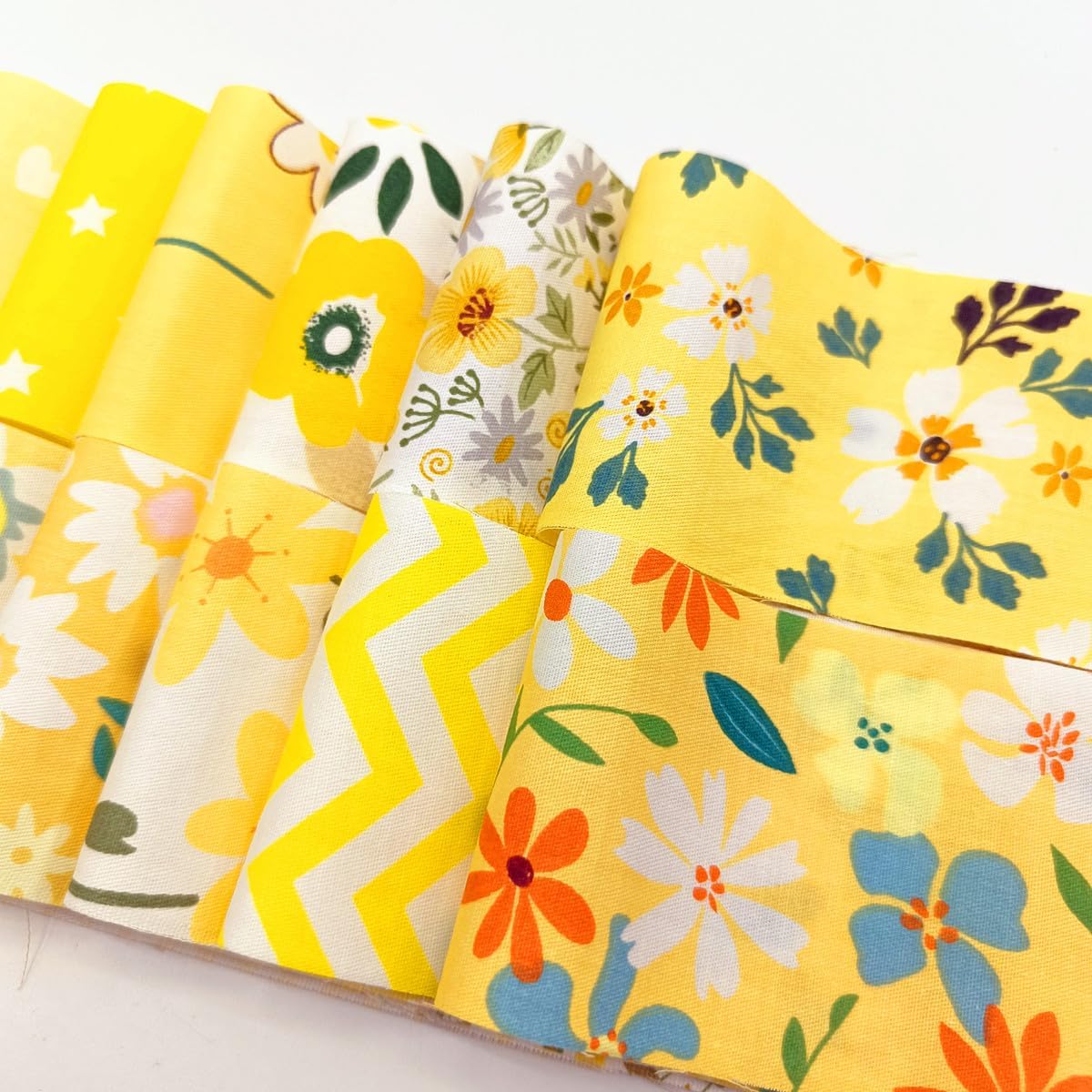 80 Pcs Jelly Roll Fabric Strips for Quilting Fabrics, Sewing Supplies 2.6 Inch Precut Cotton Fabric Bundles, Perfect for Quilt Projects Yellow