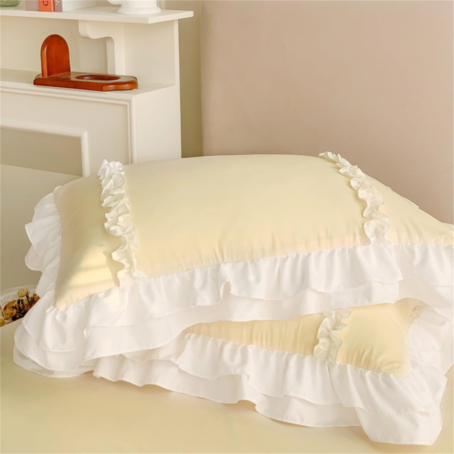 Chic Lace Bedding,Girls Twin Aesthetic Comforter Cover Set,Cute Princess Style Ruffled Duvet Cover with 2 Layers Ruffles, Zipper Closure-Yellow,Twin