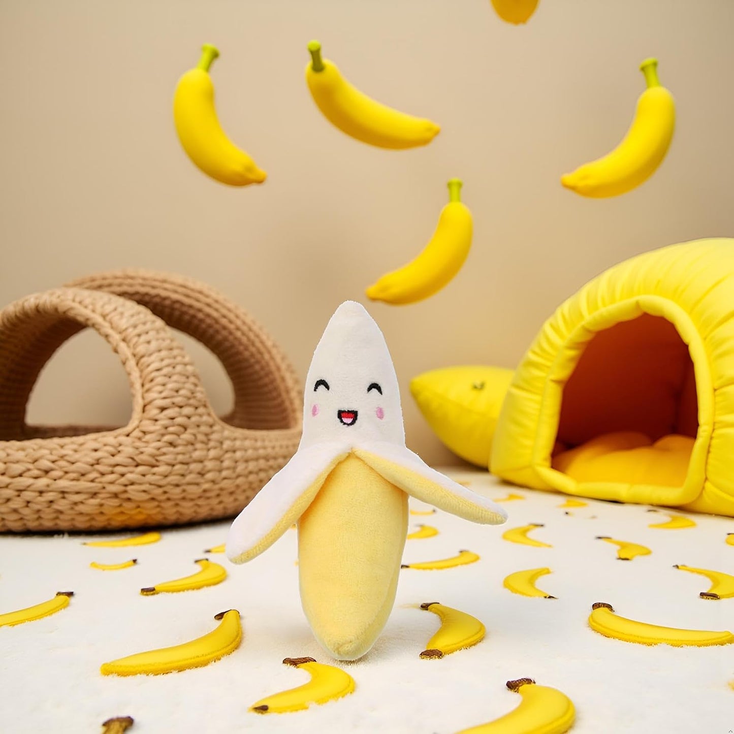 Yellow Squeeze Squeaker Puppy Dog Toys Plush Chew Toys (Banana) Dog Squeak Toys