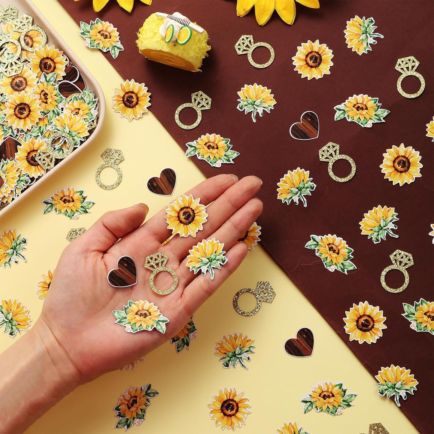 Sunflower Bridal Shower Decorations Confetti, 200pcs Sunflower Table Confetti Glitter Double Sided Printing, Sunflower Heart Ring Confetti for Sunflower Bride to Be Wedding Engage Decoration