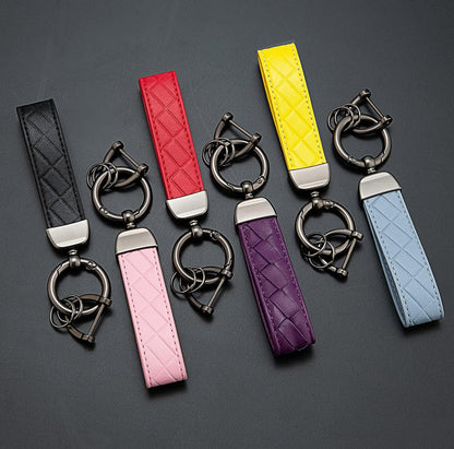 Car Keys Keychain, Leather Key Chain, Universal Decorative Car Key Holder, Anti-lost D-ring, 360 Degree Rotatable Key Fob Keychain, Keychain for Men and Women(Yellow)