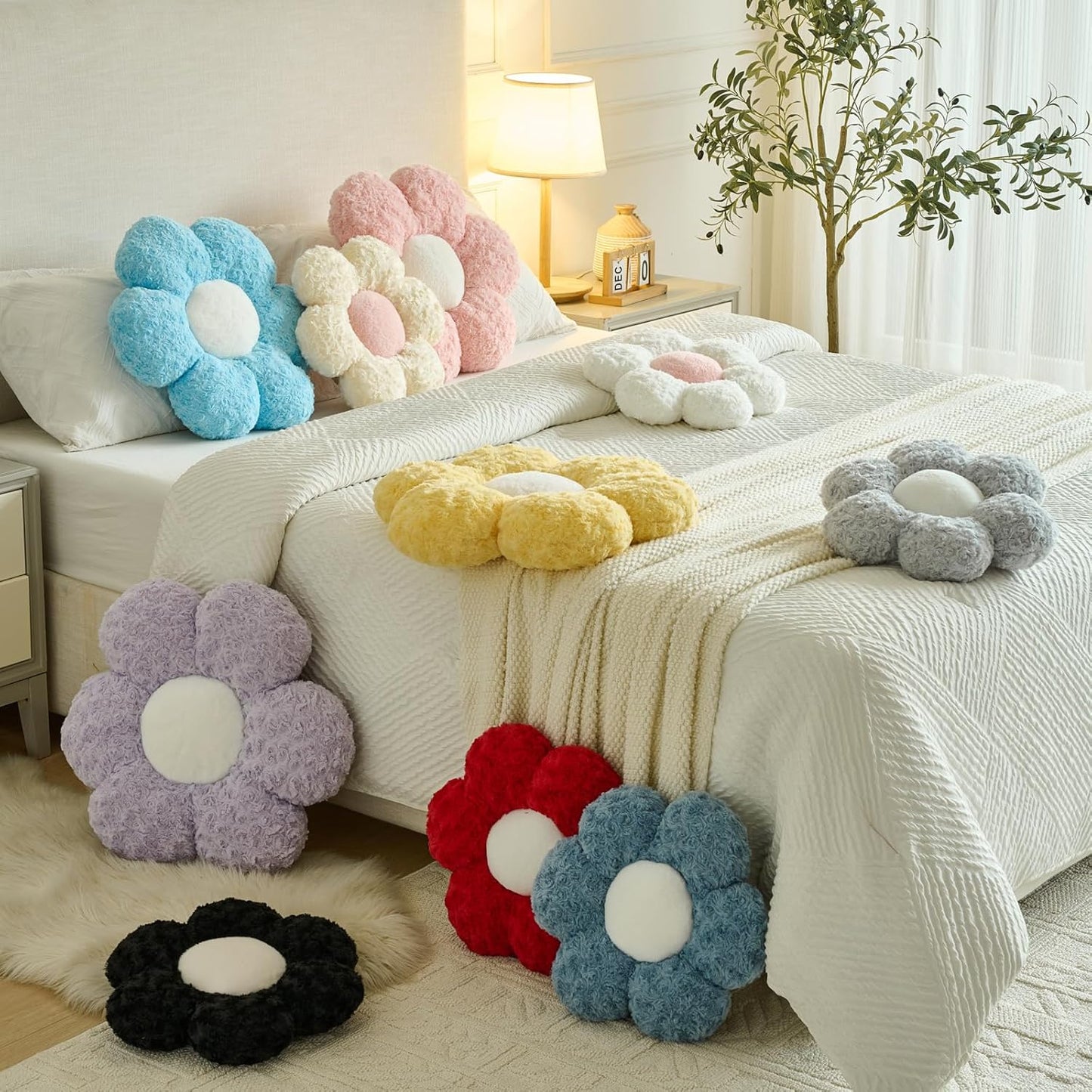 Flower Pillows, Decorative Throw Pillow with Soft Plush for Couch, Flower Shaped Pillow Home Decor Daisy Pillow for Bed (Yellow, 19.6 Inches)