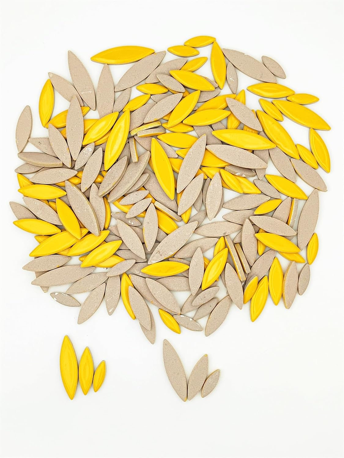 Leaf Petal Ceramic Mosaic Tiles for Crafts, 500g/1.1LB Irregular Mosaic Pieces, Petal Mosaic Tiles DIY Mosaic Making Stones for Craft Hobby Arts Wall Decoration (Yellow)