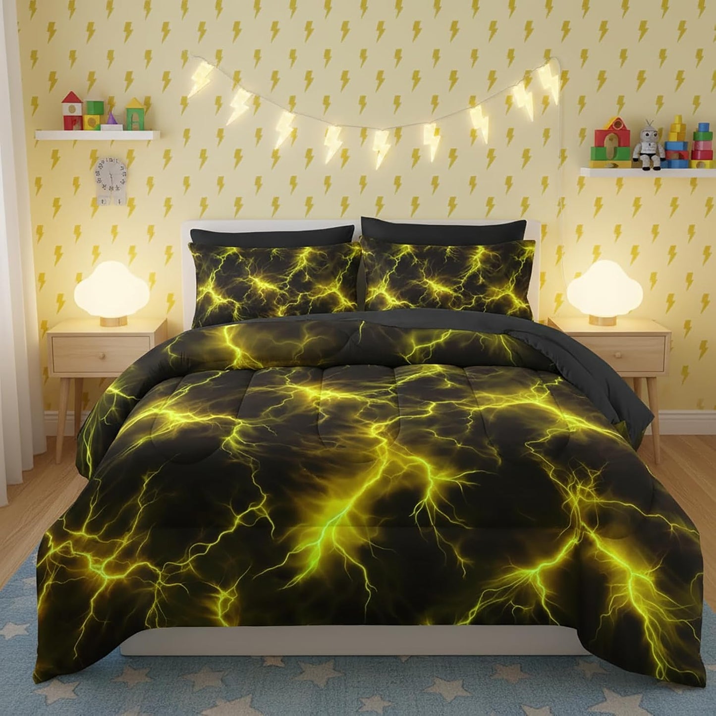 QOOMO Yellow Lightning 7 Pieces Comforter Set Queen Size,Lightning Bedding Set for Kids-Include 1 Comforter,1 Fitted Sheet,1 Flat Sheet,2 Printing Pillowcases and 2 Black Pillowcases
