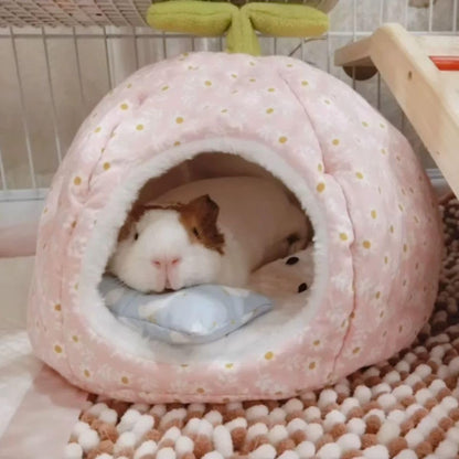 Small Animal Beds, Hamster Bed Cage Accessories Supplies, Rat Hideout Semi-Enclosed Winter Cartoon Nest for Dwarf Hamsters Gerbils Chipmunks (Yellow A,X-Small)