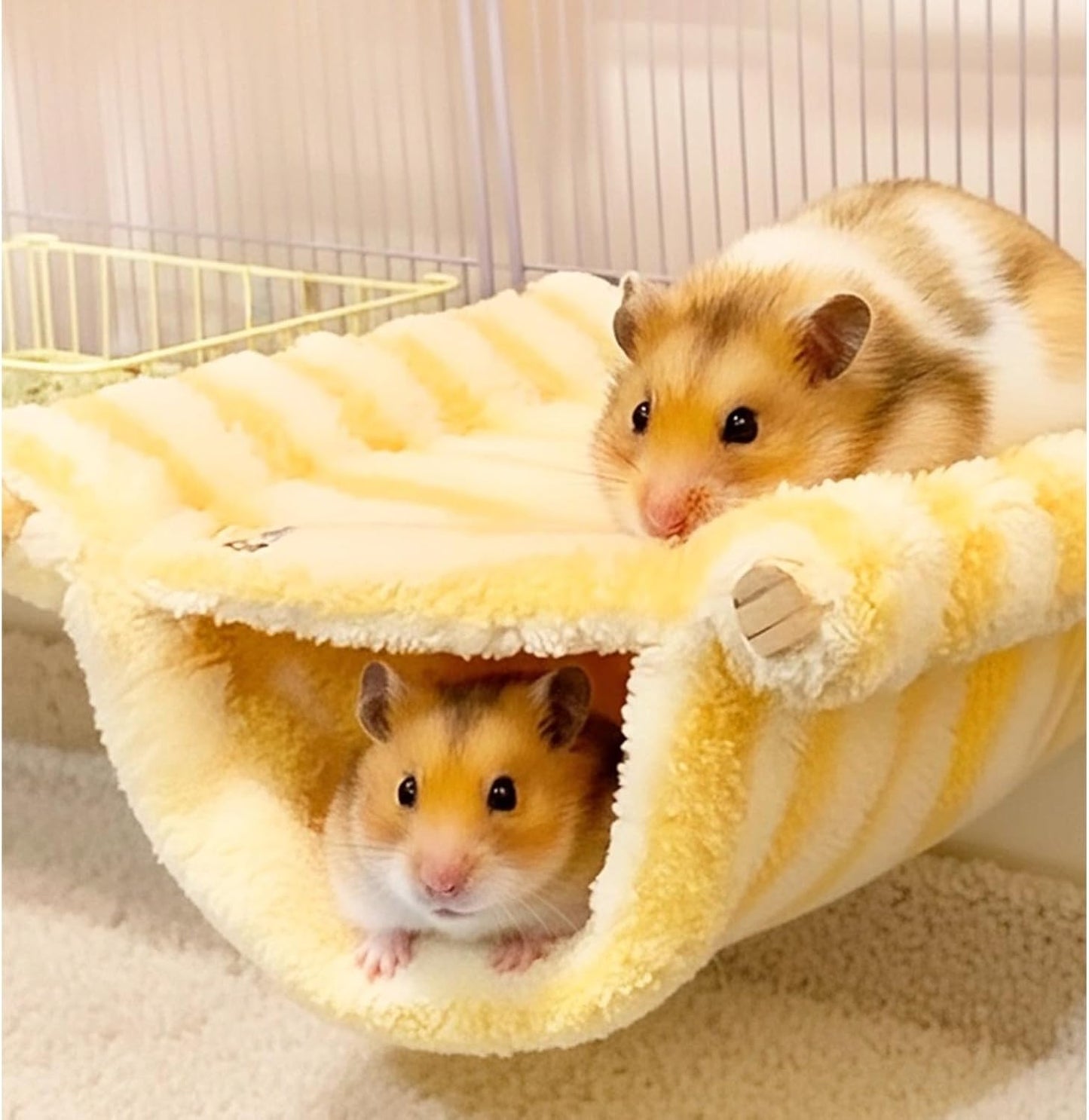 Hanging Hamster Bed Small Pets Winter Hideout Plush Warm Hamster Cotton Nest for Guinea Pig Ferret Cage Accessories (Yellow,Small)