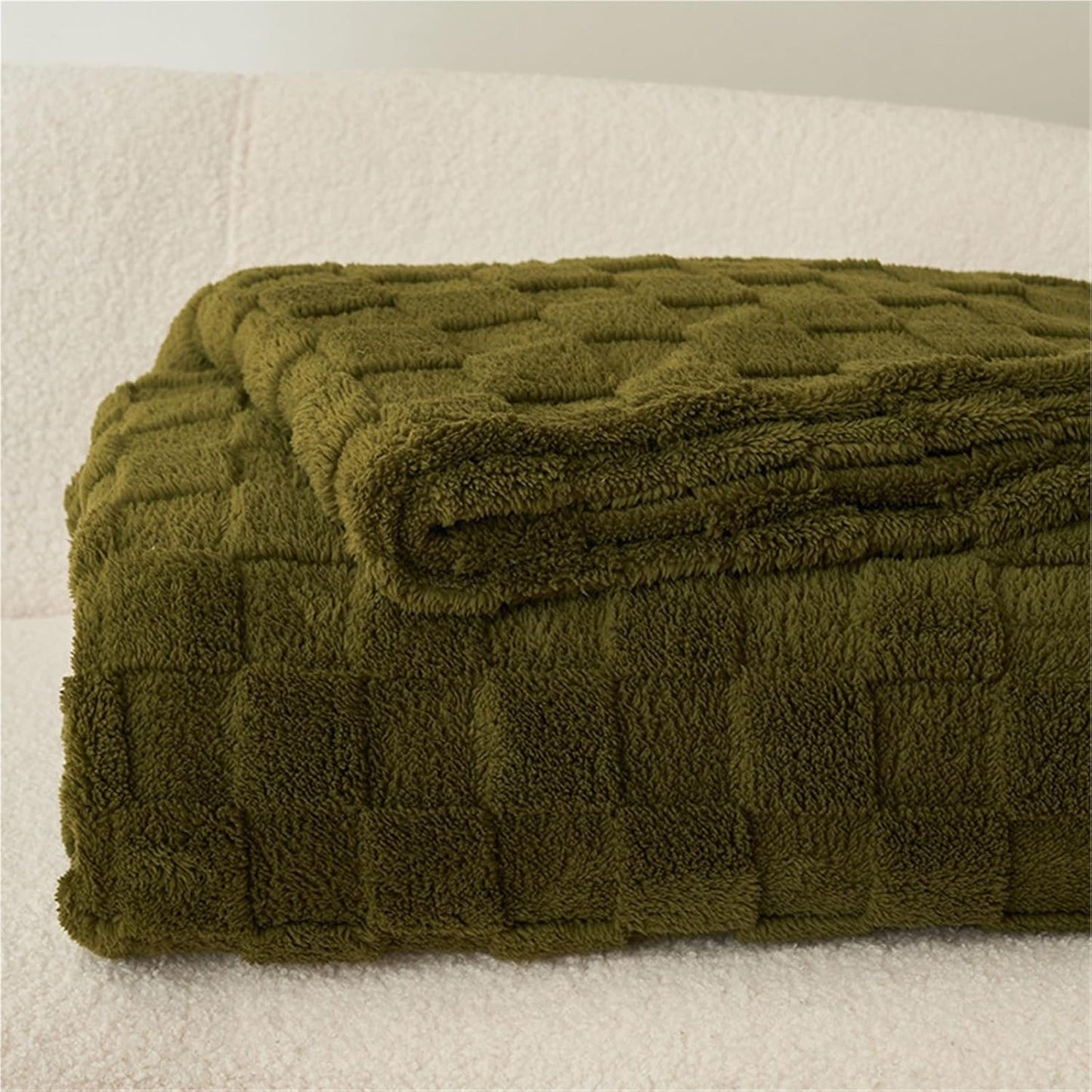 Luxury Faux Rabbit Fur Blanket, Super Soft, Cozy Fleece Thick Warm Throw for Winter, Machine Washable Double-Sided Fluffy Blanket Home Decor(Yellow,130x160cm(51x63inch))
