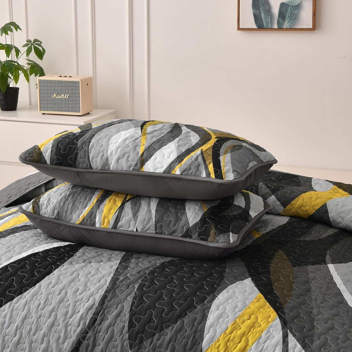 Classic Line Quilt Set King Size, Yellow and Grey King Quilt with 2 Pillowshams, Stripe Quilt Bedding Set 3PCs Soft Lightweight Microfiber Bedspread Coverlet Set for All Season, 110"x90"