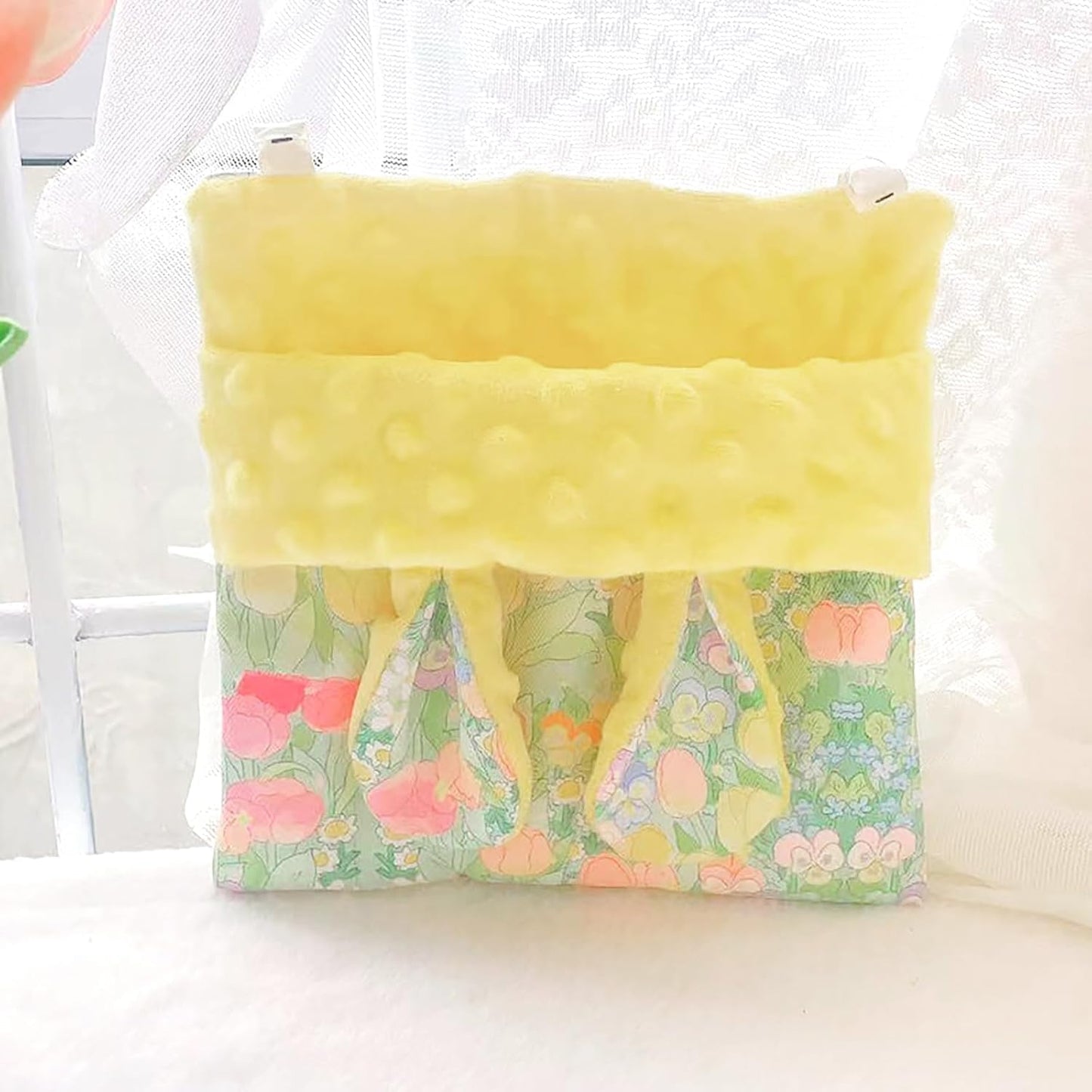 Sugar Gliders Sleeping Pouch Velvet Hanging Hammocks Bed Carrier Bag with Strap for Small Pet Hamsters Rat Ferret Squirrels Marmosets Guinea Pig (Yellow)