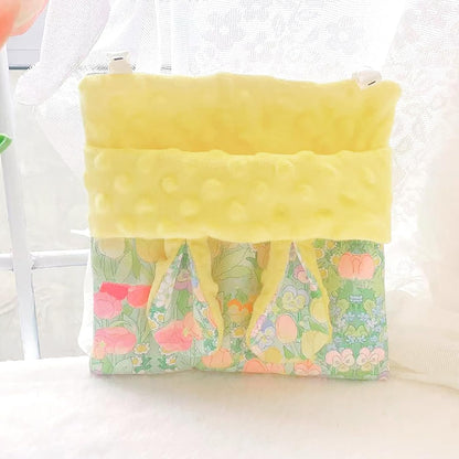 Sugar Gliders Sleeping Pouch Velvet Hanging Hammocks Bed Carrier Bag with Strap for Small Pet Hamsters Rat Ferret Squirrels Marmosets Guinea Pig (Yellow)