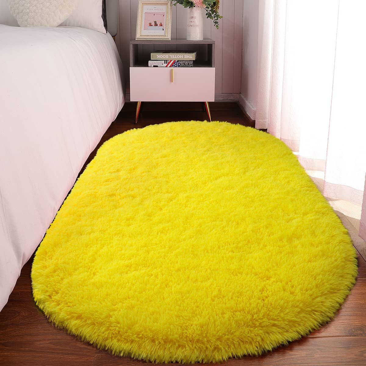 Bedroom Rug 2.6' x 5.3', Yellow Fluffy Shaggy Area Rug for Bedroom Bedside, Soft Oval Throw Rugs Carpet for Kids Girls Nursery Living Room Home Decor