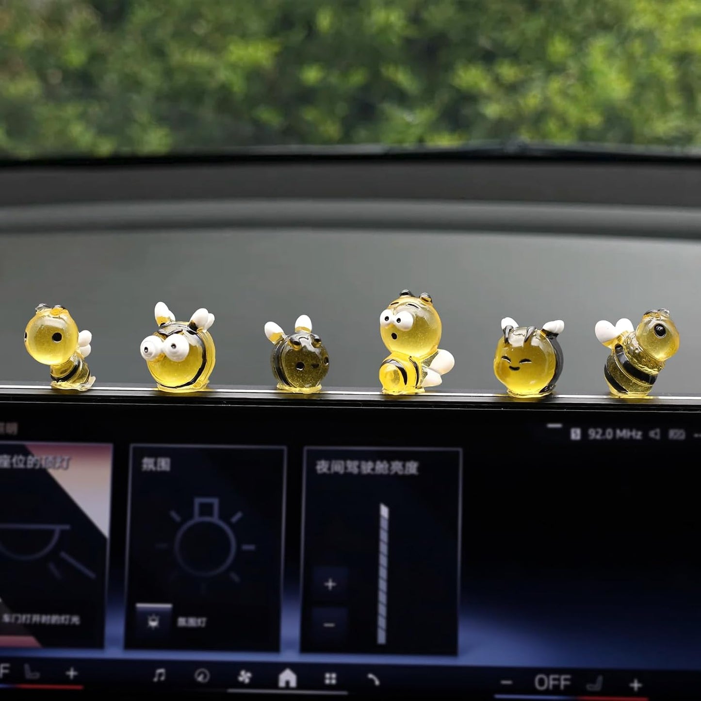 Mini Bee Cute Car Accessories, 6 PCS Yellow Bees Dashboard Decorations, Car Interior Decor for Women