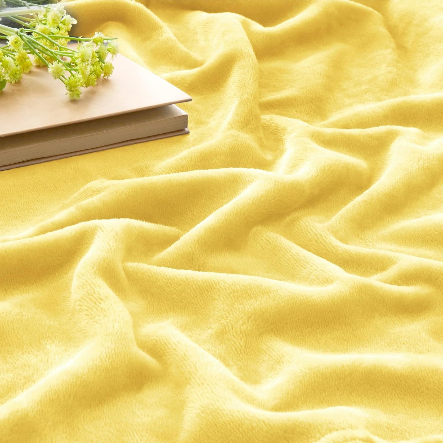 Fleece Blanket Soft Plush Throw for Couch Light Yellow 50"x60" | Ultra Soft Fleece, Plush Microfiber, Lightweight Warmth, All Season Comfort, Fade Resistant, Machine Washable, Couch Sofa Bed