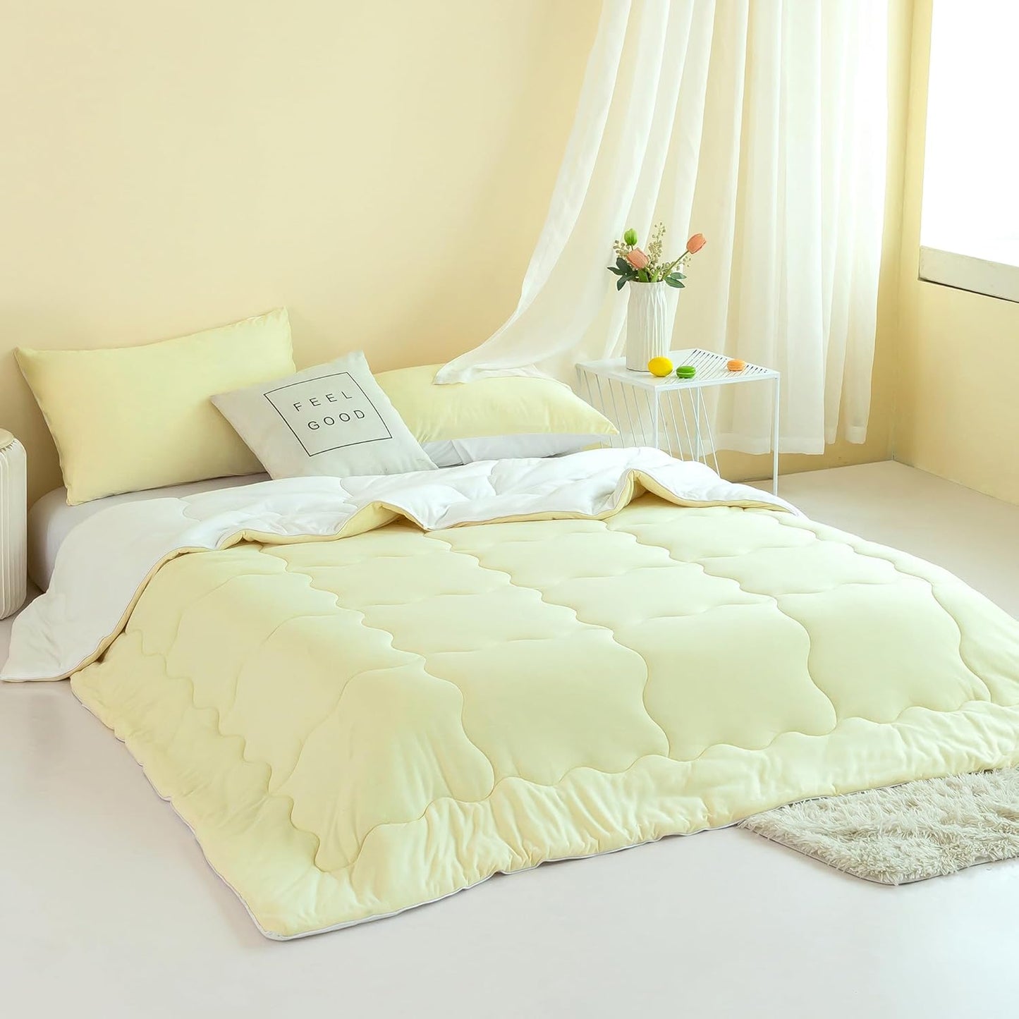 COTTEBED Reversible KING Bedding Comforter Set, Jersey Knit All Season Milk Cup Dual-Side Down Comforters, Super Soft Breathable Fluffy Lightweight Quilt & Pillow Shams(Yellow and White King/Cal King)