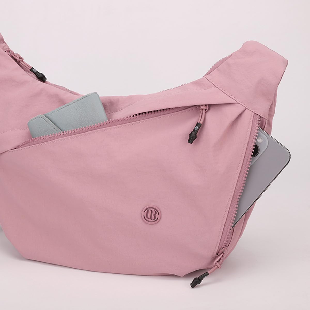 Crescent Crossbody Shoulder Bag,Lightweight Nylon Hobo Purse for Women | Waterproof Sling Luna Bag with Many Zippered Pockets, Adjustable Strap,Spacious Travel Dumpling Purse for Everyday Use