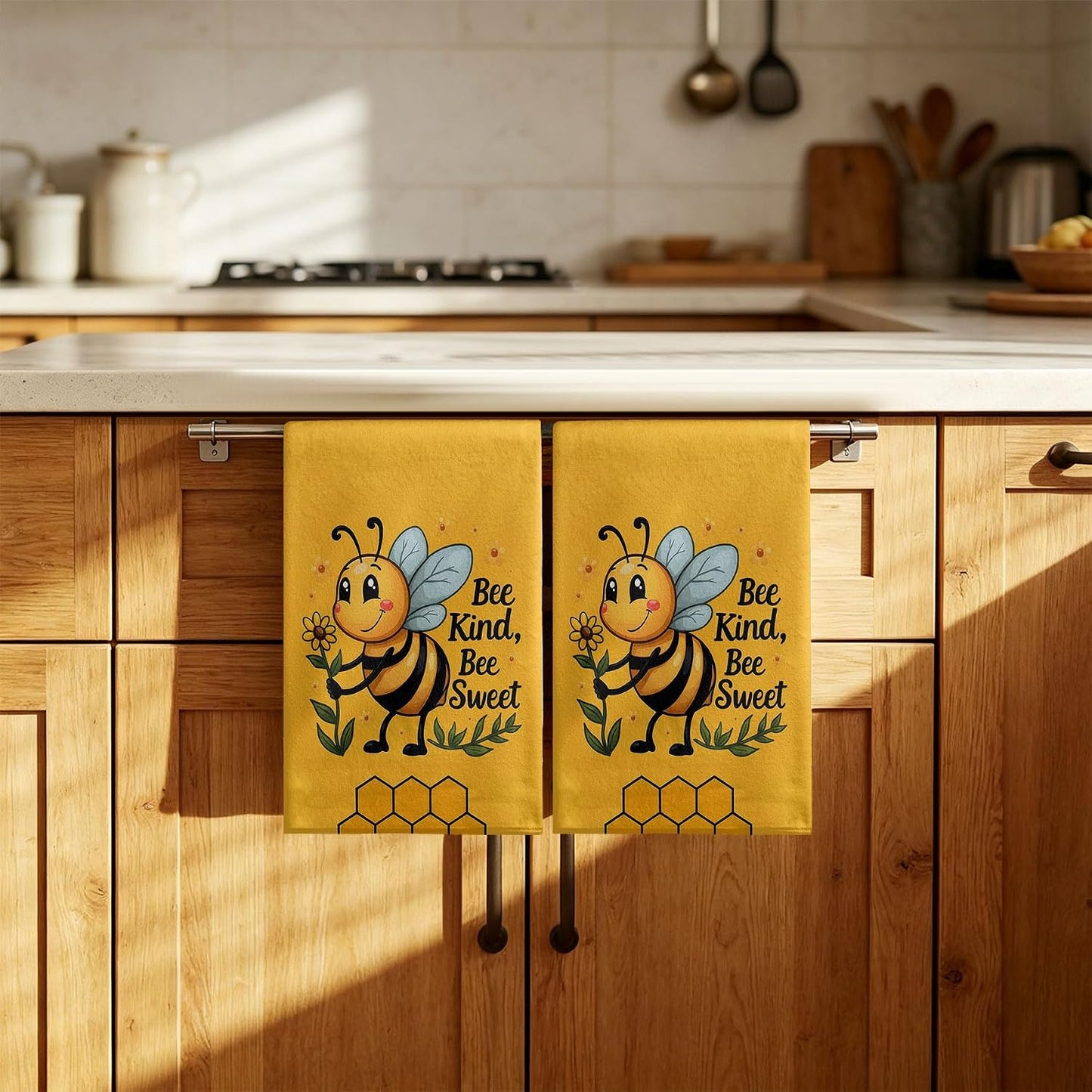 Charming Yellow Bee Kitchen Towels Set of 2 Dish Towels Machine Washable, Lightweight Style, for Women, New Home Celebration, Quick Drying Dishcloth Decor for Kitchen Bathroom Home